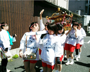 お祭り（神輿）
